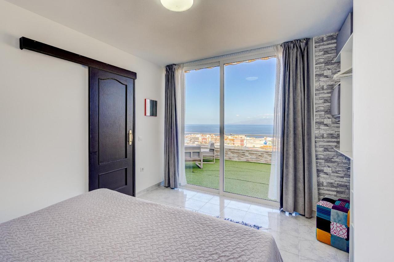 Luxury Apartment With Stunning Ocean View プエルト・デ・サンティアゴ エクステリア 写真